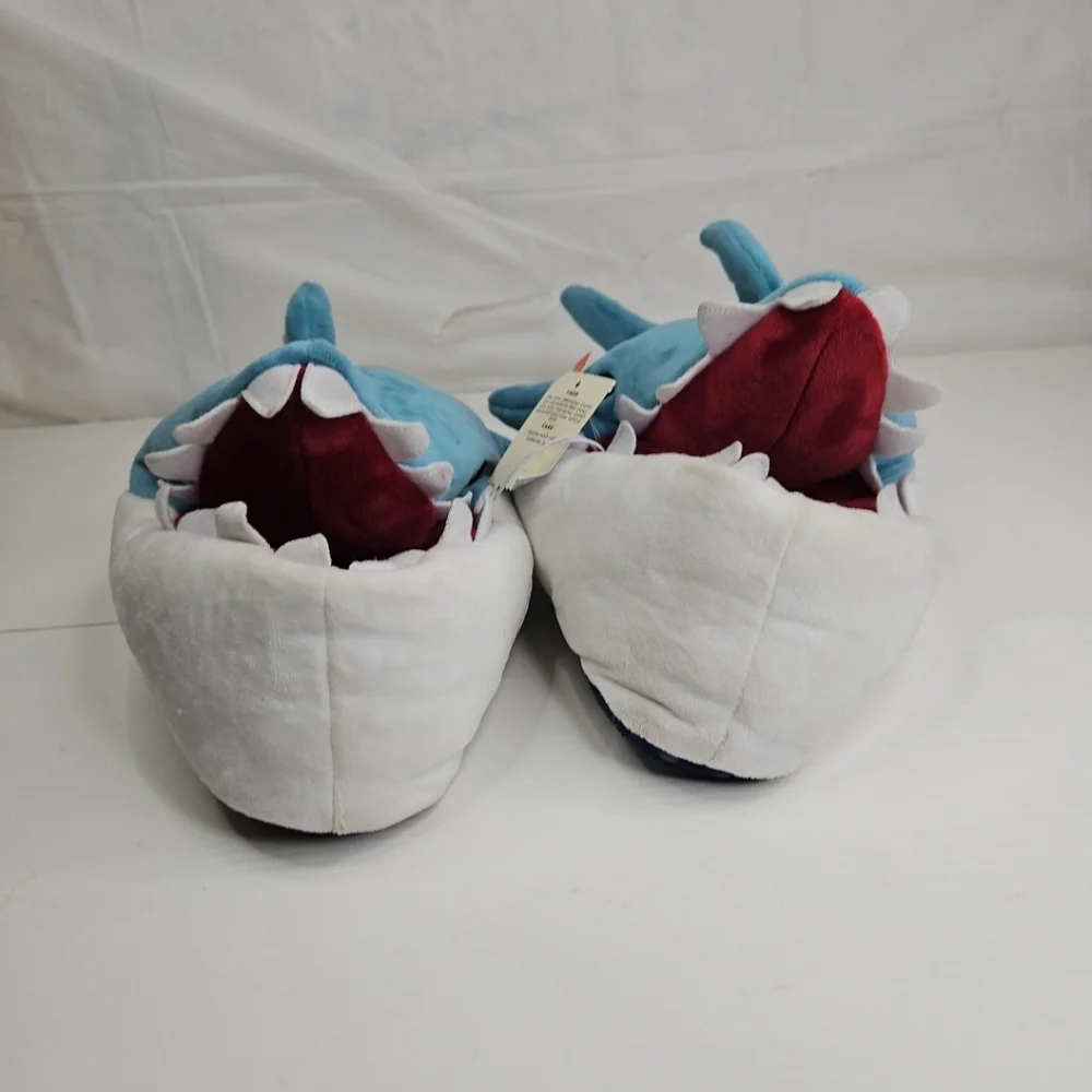 Cat&Jack Knox Shark Ankle Biter Sleepers Blue/white Size XL6